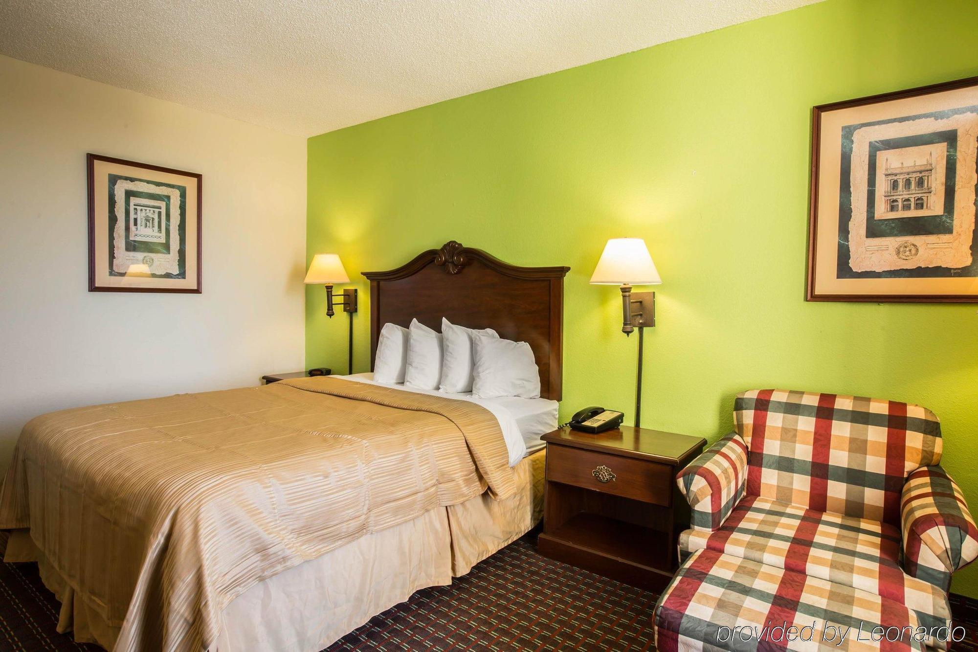 Days By Wyndham Hotel